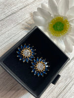 Load image into Gallery viewer, 🌸Flower Studs🌸 - Affinity Giya