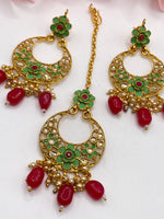 Load image into Gallery viewer, Green Red Tikka Earring Set