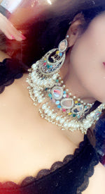 Load image into Gallery viewer, आभा मल्टी कलर मिरर चोकर सेट