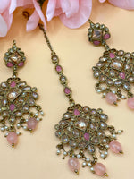 Load image into Gallery viewer, शनीज़ा बेबी पिंक पोल्की टीका सेट