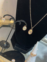 Load image into Gallery viewer, नकली मोती का हार, बाली और अंगूठी सेट