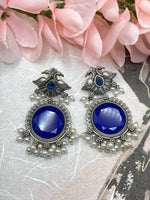 Load image into Gallery viewer, Blue Peacock feather earring