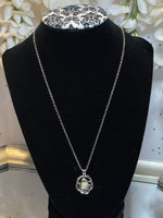 Load image into Gallery viewer, फूल मोती भारतीय हार