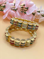 Load image into Gallery viewer, कोनिका खुलने योग्य मीनाकारी कड़ा (चूड़ियाँ)