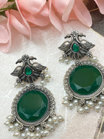 Load image into Gallery viewer, Green Peacock feather earring