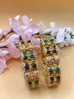 Load image into Gallery viewer, नंदनीस बहुरंगा सोना मढ़वाया कड़ा