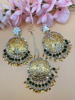 Load image into Gallery viewer, Green Gold Maang Tikka Set