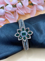 Load image into Gallery viewer, अमेरिकन डायमंड रोज़गोल्ड खुलने योग्य कंगन