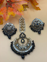 Load image into Gallery viewer, Black Mirror tika set online from indian