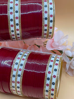 Load image into Gallery viewer, गहरा लाल बिंदी बिंदी चूड़ा