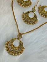 Load image into Gallery viewer, Multi Color Gold platted Necklace - Affinity Giya