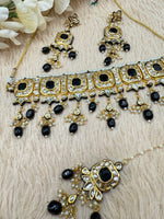 Load image into Gallery viewer, Falguni Kundan jewellery Choker Set
