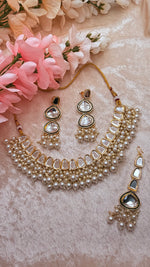 Load image into Gallery viewer, Apsara Mirror Kundan Necklace