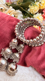 Load image into Gallery viewer, Stretchable Oxidised Bangles