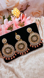 Load image into Gallery viewer, Beautiful rhinestone tikka set