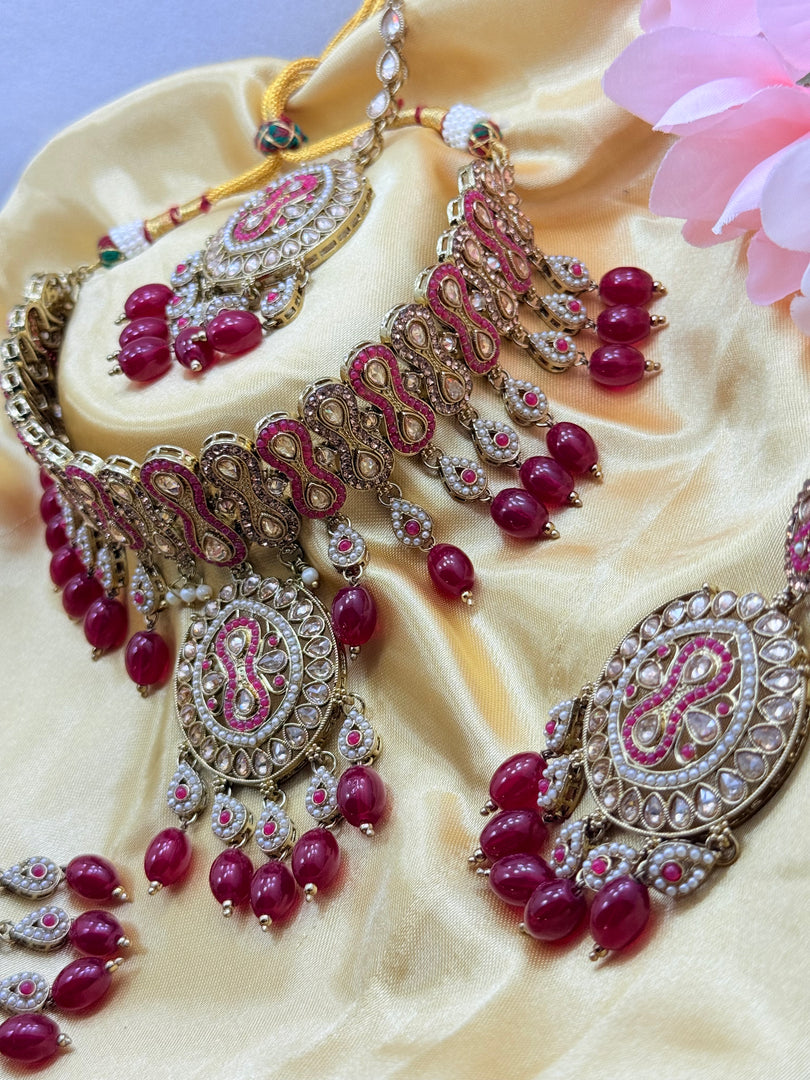 मिर्ज़ा पोल्की इंडियन चोकर सेट