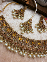 Load image into Gallery viewer, वन्नी गोल्डन चोकर सेट