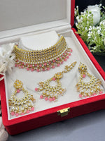 Load image into Gallery viewer, Palak Kundan jewelry Indian Choker Set
