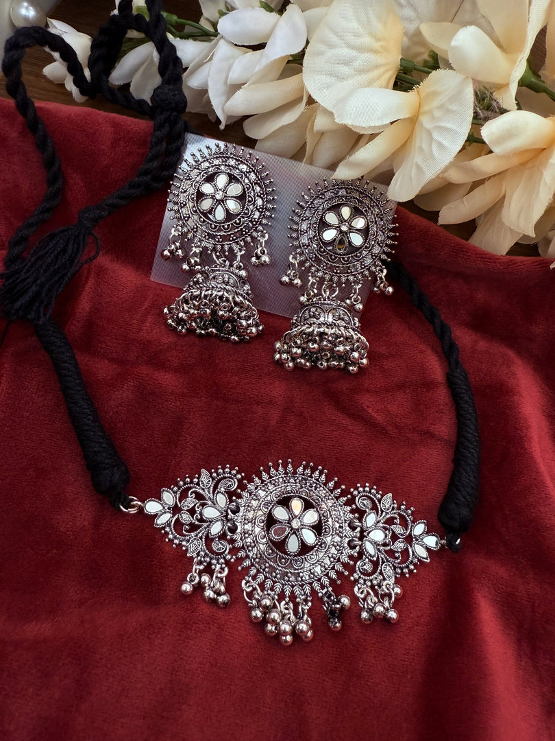 Giyas Oxidised Silver choker set