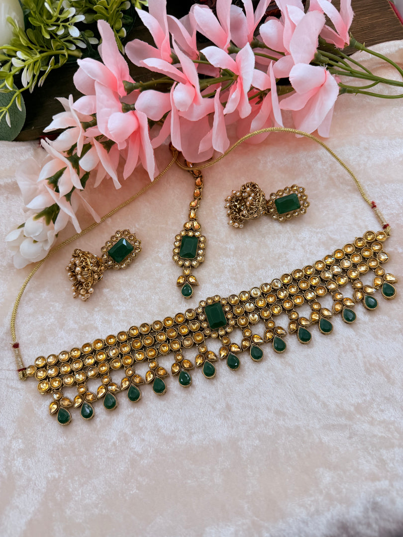 Shine kundan Drop Choker set