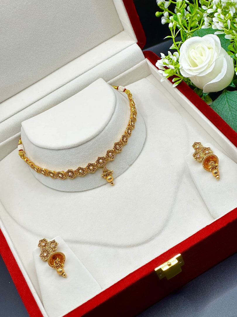 Masiya matte Gold Plated Choker set