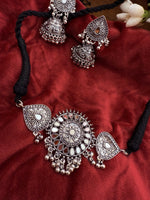 Load image into Gallery viewer, Silver Oxidised choker set with jhumka
