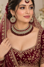 Load image into Gallery viewer, Deepali Kundan Choker Set.
