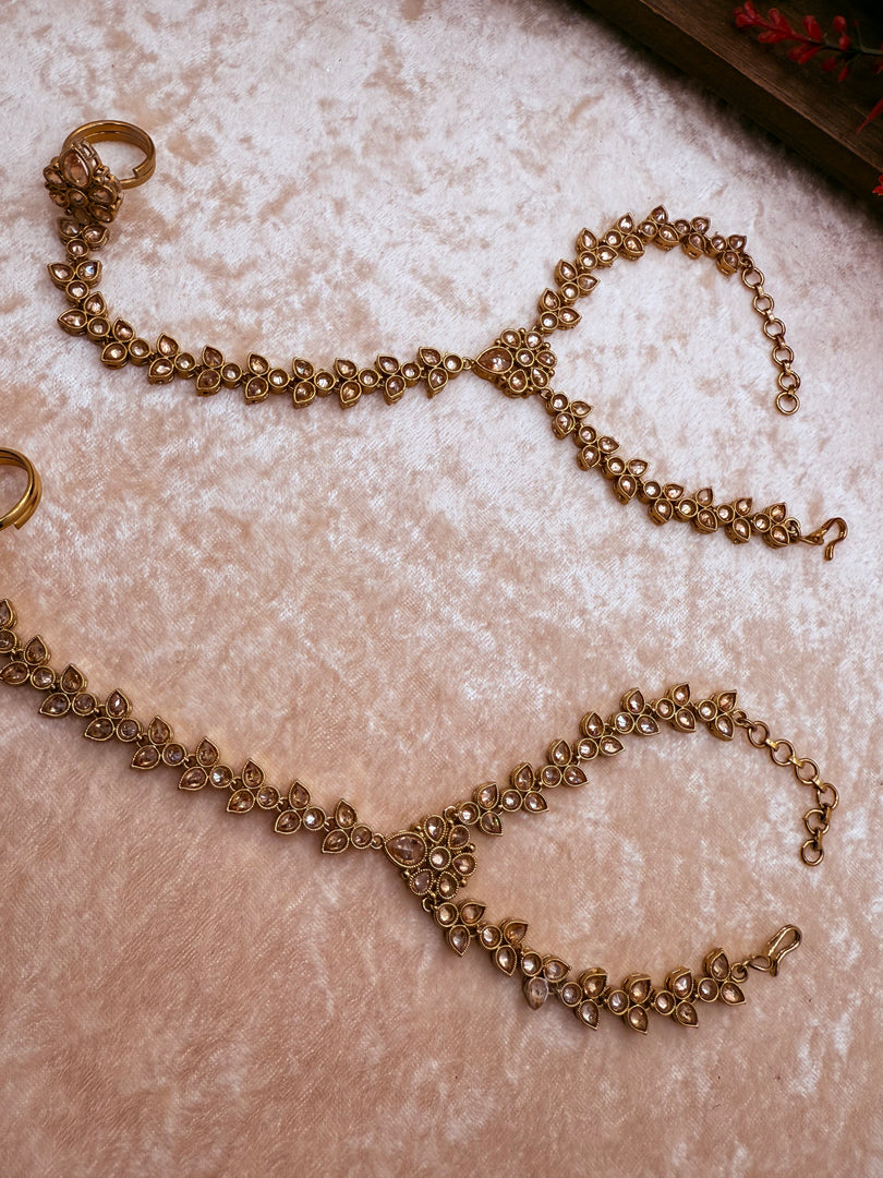 Polki Wrist Bracelet With Ring Chain