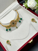 Load image into Gallery viewer, Aparna Matte Gold Temple Jewerly set
