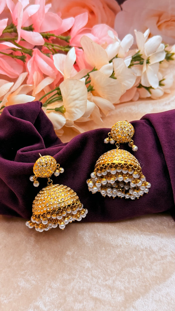Golden jhumka with hanging pearls
