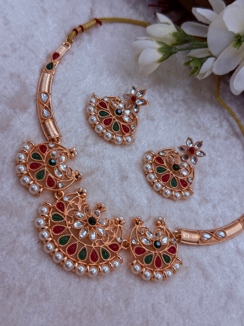Rosegold Hasli Necklace with earring
