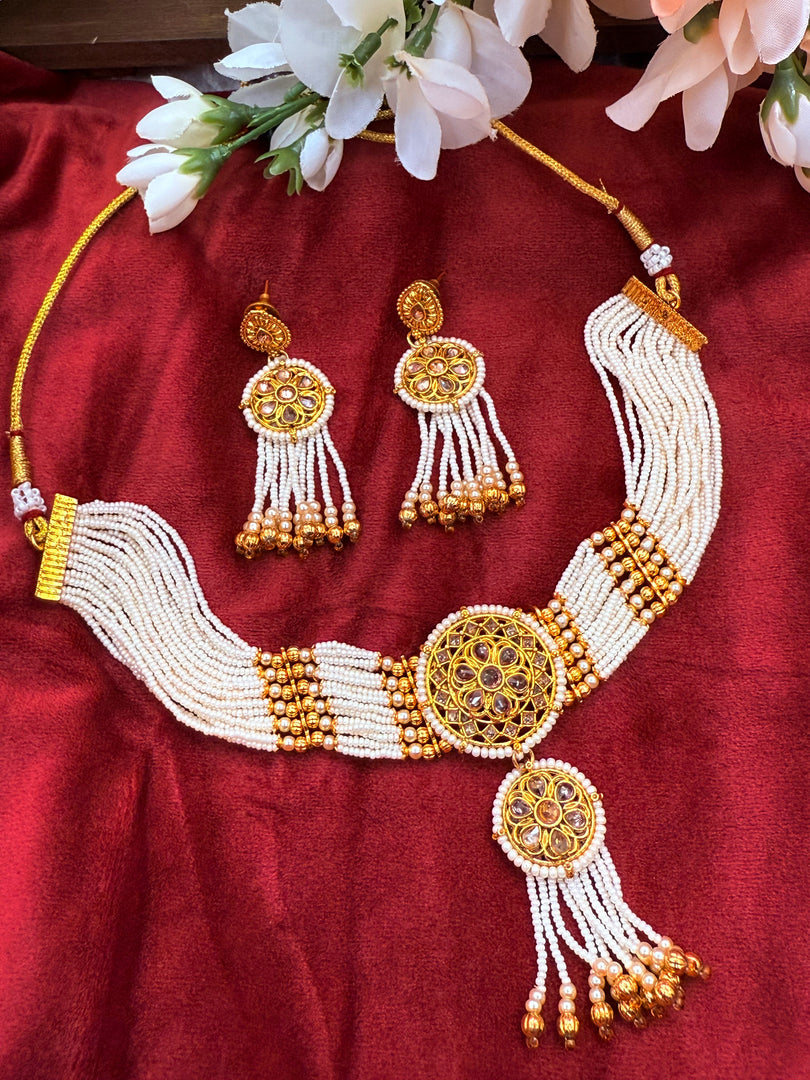 rajwadi gold white choker with earring