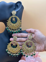 Load image into Gallery viewer, Emerald Green Aarita Indian Tikka set
