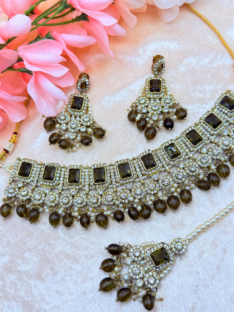 Vasana Pakistani Style Choker Set