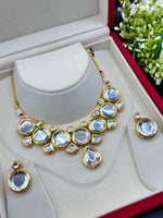 Load image into Gallery viewer, Savitri Kundan Meenakari Choker Set
