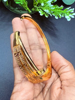 Load image into Gallery viewer, Reihana stainsteel Golden Bracelet
