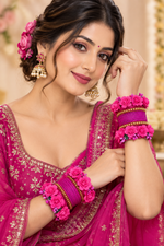 Load image into Gallery viewer, Floral Bridal Bangles