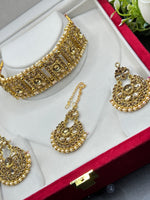 Load image into Gallery viewer, Bling Choker Set comes with Tikka Earring Set
