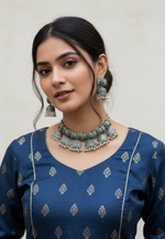 Load image into Gallery viewer, Zafa Oxidised Mirror Choker Maang Tikka Earring set