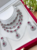 Load image into Gallery viewer, Simrat Ad Necklace Earring Set
