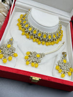 Load image into Gallery viewer, Shabnam Pakistani Style Choker Set
