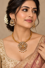 Load image into Gallery viewer, Peacock Hasli necklace with earring