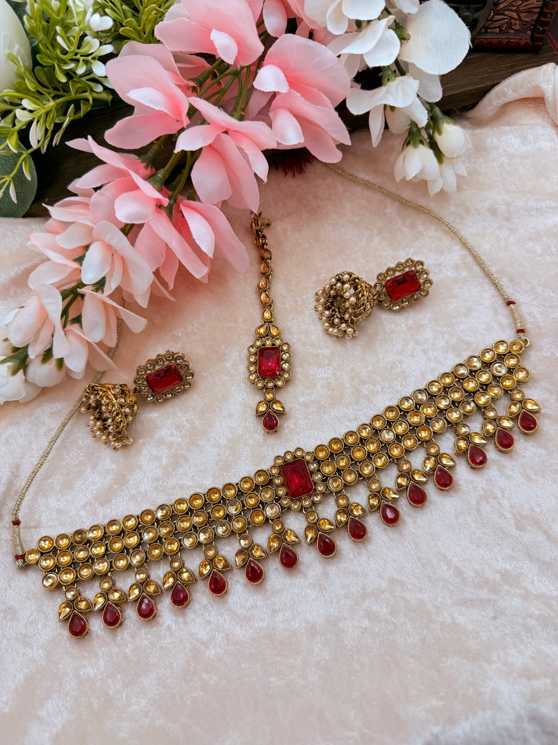 Shine kundan Drop Choker set