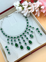 Load image into Gallery viewer, Emerald Green Necklace Set
