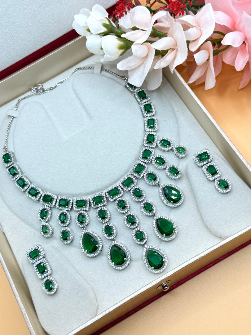 Emerald Green Necklace Set