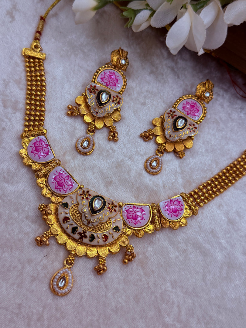 Matte gold choker set with earring