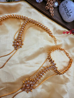 Load image into Gallery viewer, पोल्की चेन कंगन
