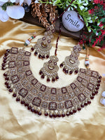 Load image into Gallery viewer, अंगूरी मैरून पोल्की इंडिना चोकर सेट
