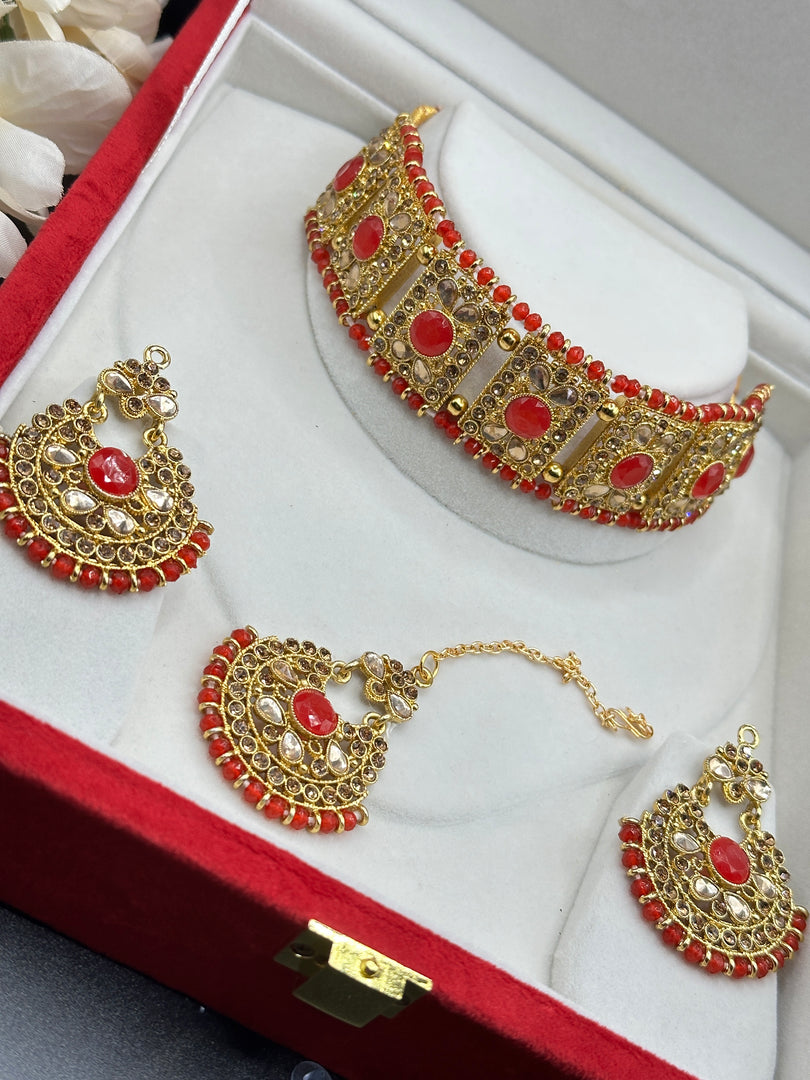 Bling Choker Set comes with Tikka Earring Set