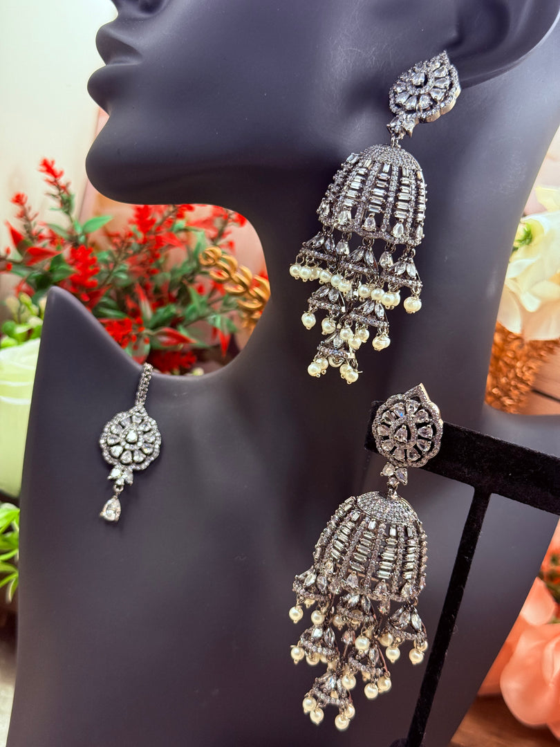 शाना अमेरिकन डायमंड टिक्का सेट